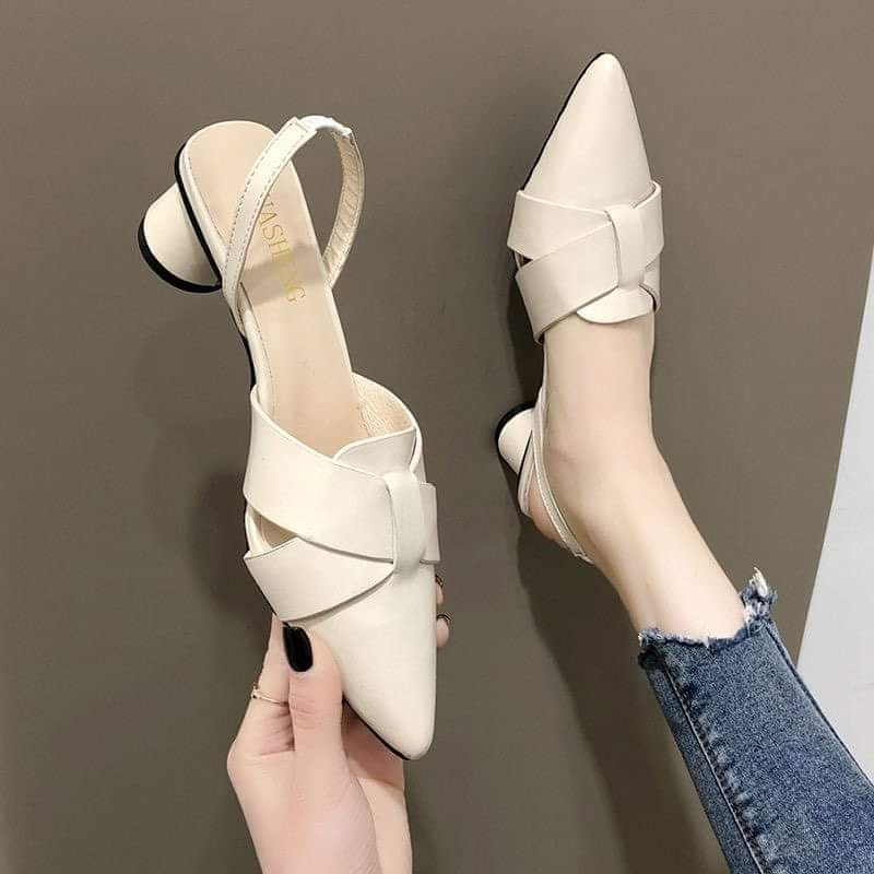 Smile Circl / flat heel women's shoes fashion shallow mouth cross straps pointed women's buckle shoes 2020 summer women's shoes