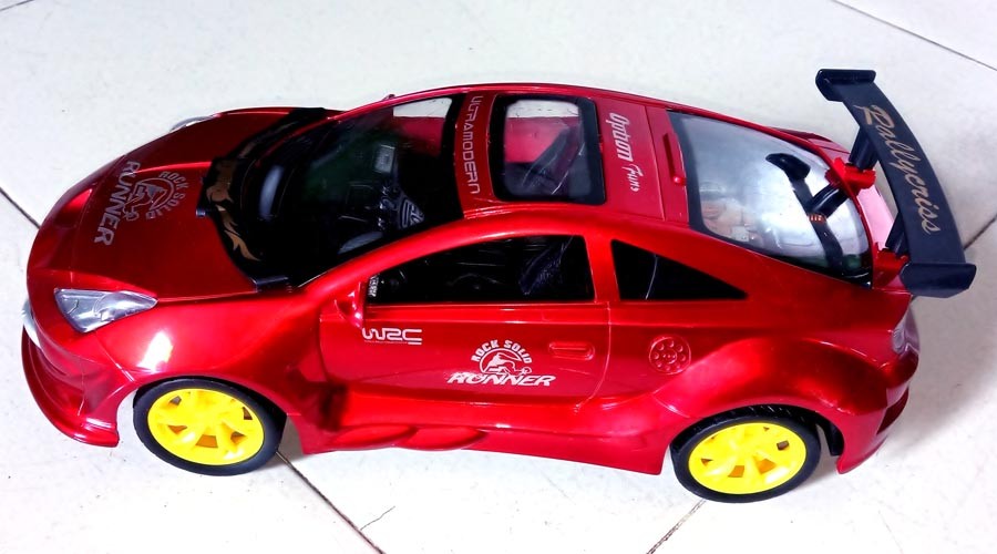 Remote Control Deluxe High Speed Sports Car with Head Lighting