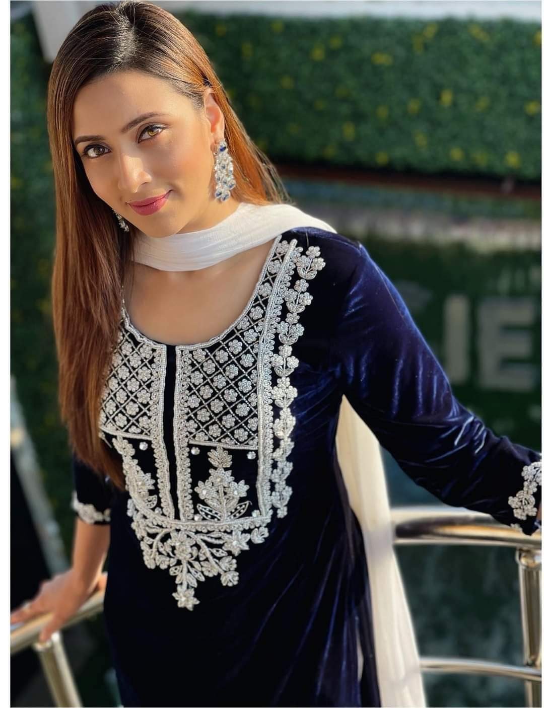 Premium Quality Winter Exclusive Velvet